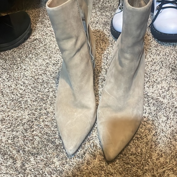 Suede bootie - Picture 4 of 7
